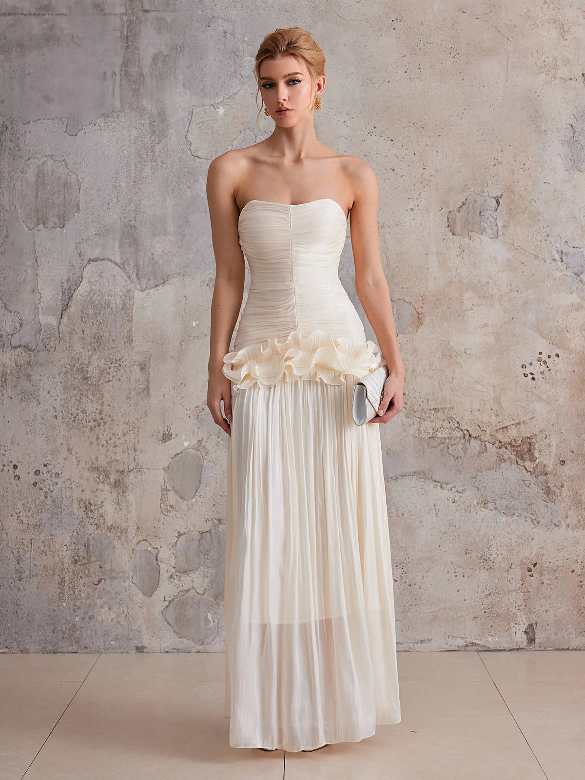 Strapless 3D Flower Wrapped Buttocks Maxi Dress